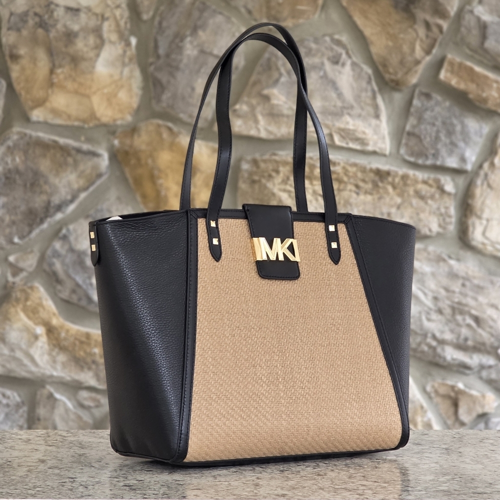 Michael Kors Karlie Large Shoulder Bag - Picture 1 of 9